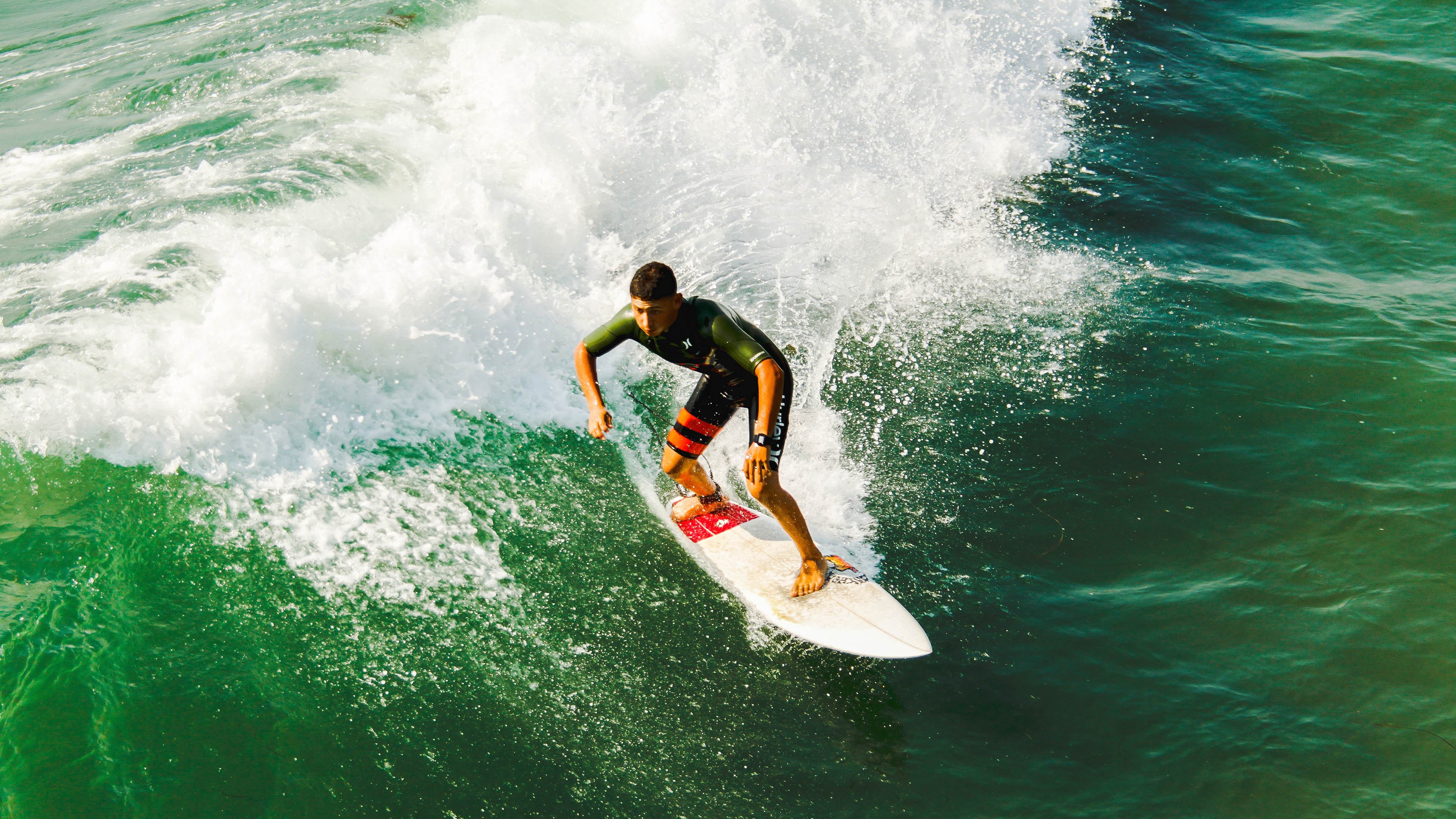 LPL团队默契战术精彩展示，默契小组球员
