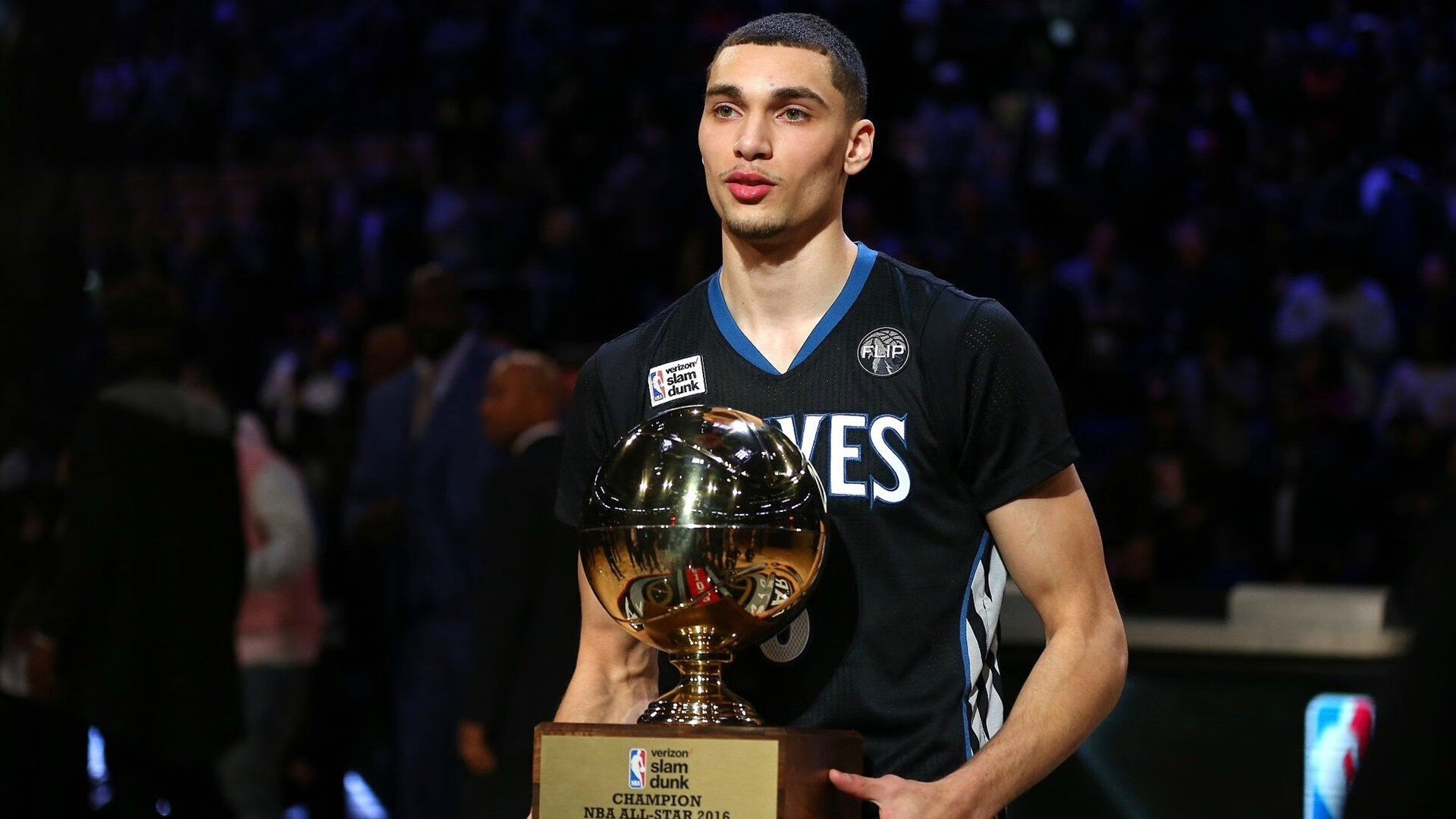 最激动人心：NBA季后赛十大高光时刻！，nba季后赛十佳球2021